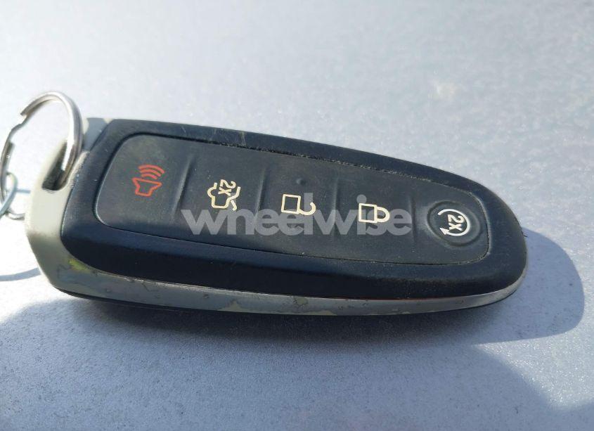 Photo 11 of 2018 Ford Escape TITANIUM (VIN 1FMCU0J96JUA44296)