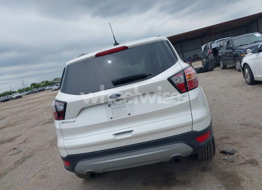 Photo 16 of 2018 Ford Escape TITANIUM (VIN 1FMCU0J96JUD36806)