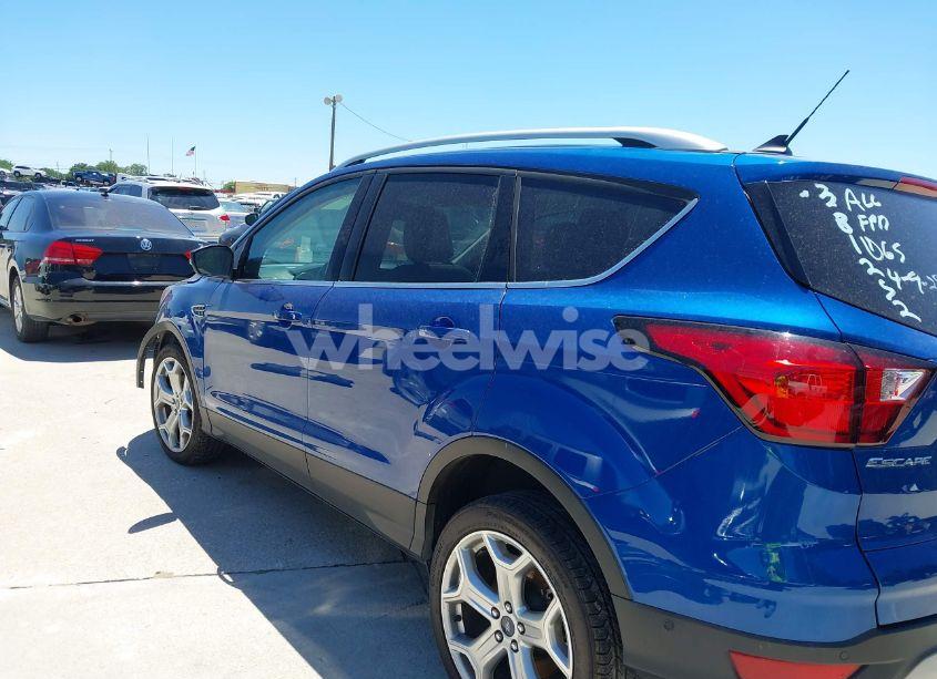 Photo 15 of 2019 Ford Escape TITANIUM (VIN 1FMCU0J96KUC34410)