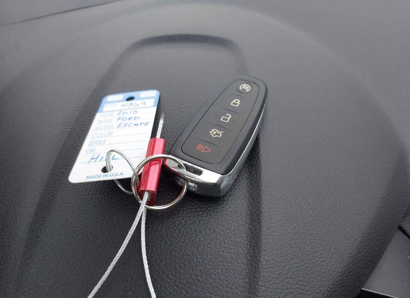 Photo 11 of 2015 Ford Escape TITANIUM (VIN 1FMCU0J97FUA46730)