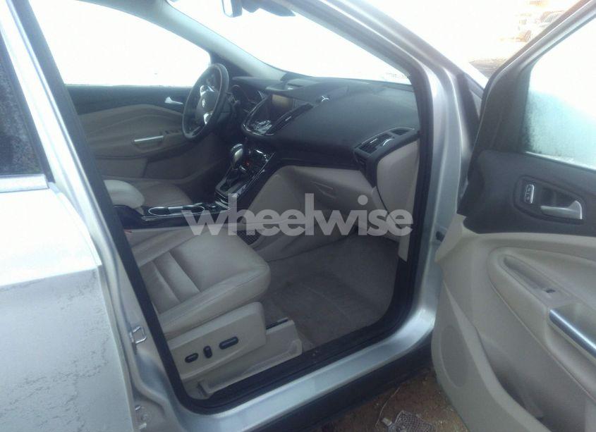 Photo 5 of 2015 Ford Escape TITANIUM (VIN 1FMCU0J97FUA56710)