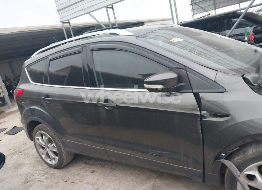 Photo 13 of 2016 Ford Escape TITANIUM (VIN 1FMCU0J97GUA09291)