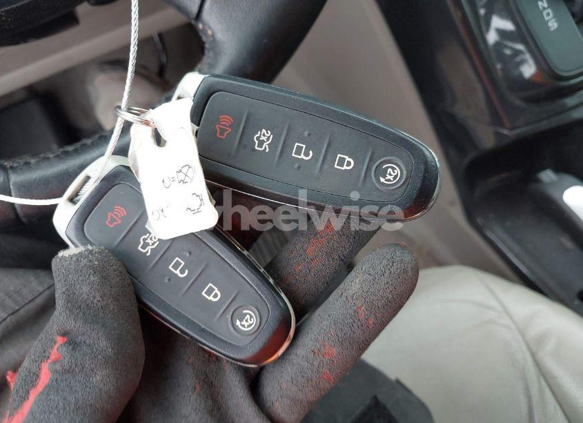 Photo 11 of 2016 Ford Escape TITANIUM (VIN 1FMCU0J97GUA84444)