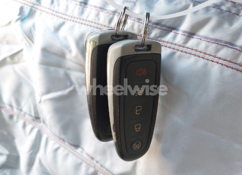 Photo 11 of 2017 Ford Escape TITANIUM (VIN 1FMCU0J97HUA45354)