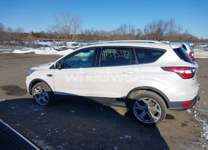 Photo 14 of 2017 Ford Escape TITANIUM (VIN 1FMCU0J97HUA93064)