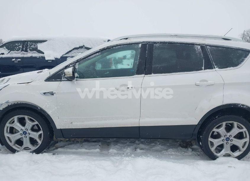 Photo 14 of 2017 Ford Escape TITANIUM (VIN 1FMCU0J97HUC94947)