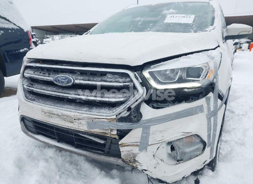 Photo 6 of 2017 Ford Escape TITANIUM (VIN 1FMCU0J97HUC94947)