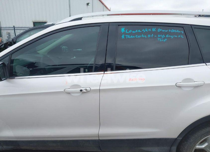 Photo 15 of 2019 Ford Escape TITANIUM (VIN 1FMCU0J97KUA04925)