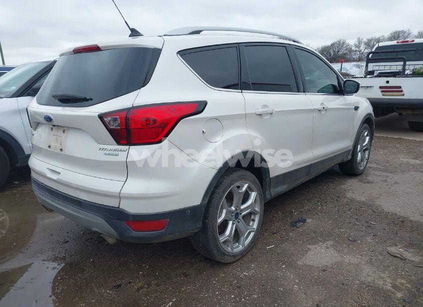 Photo 4 of 2019 Ford Escape TITANIUM (VIN 1FMCU0J97KUA04925)