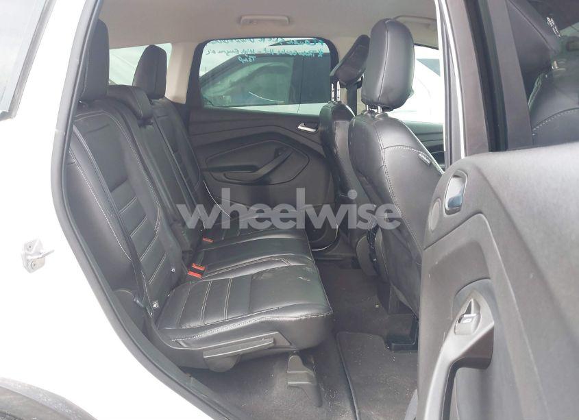 Photo 8 of 2019 Ford Escape TITANIUM (VIN 1FMCU0J97KUA04925)