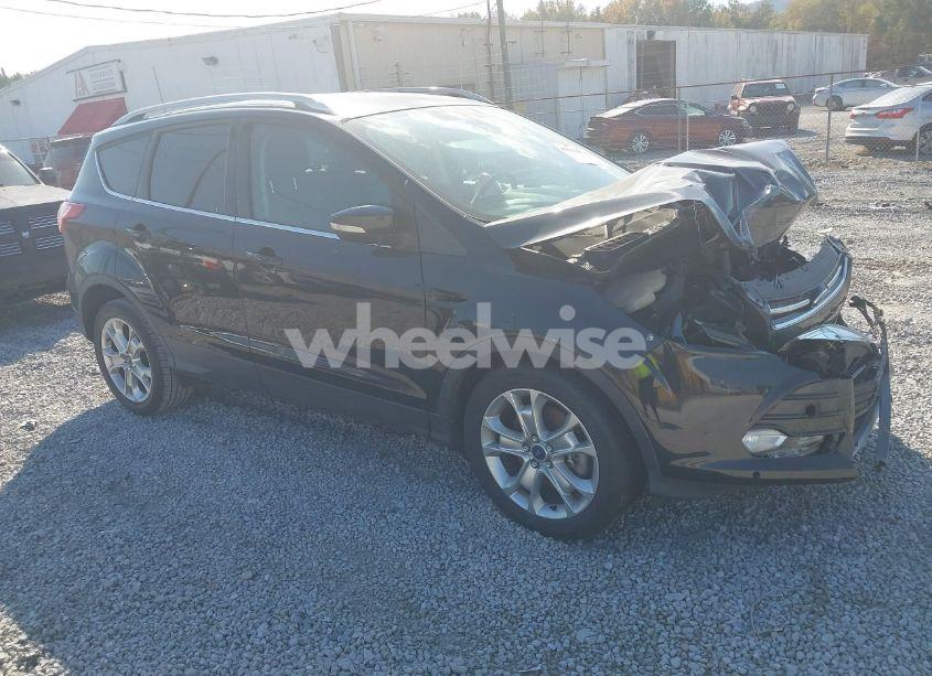 2014 Ford Escape TITANIUM (VIN 1FMCU0J98EUC05043) main photo