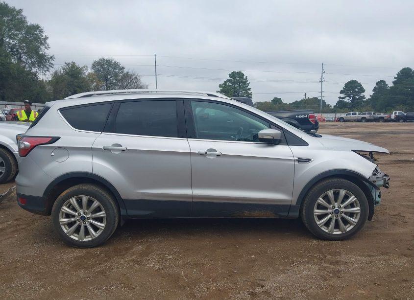 Photo 14 of 2017 Ford Escape TITANIUM (VIN 1FMCU0J98HUC99025)