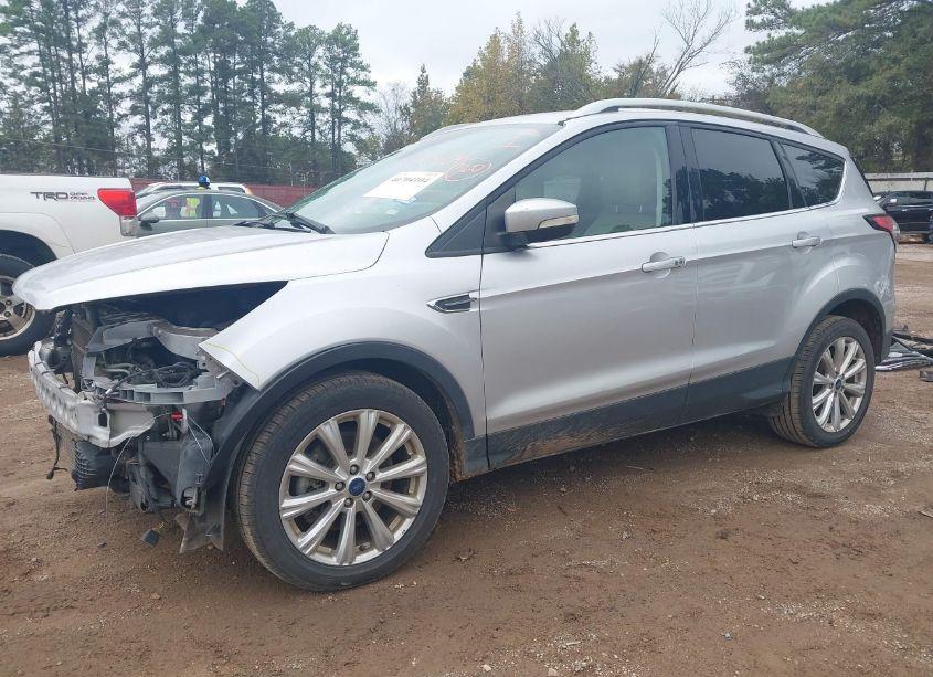 Photo 2 of 2017 Ford Escape TITANIUM (VIN 1FMCU0J98HUC99025)