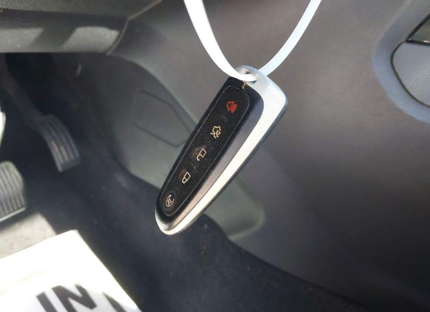 Photo 11 of 2017 Ford Escape TITANIUM (VIN 1FMCU0J98HUD48563)