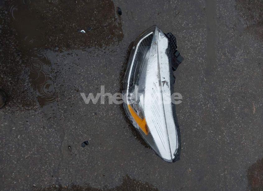 Photo 11 of 2017 Ford Escape TITANIUM (VIN 1FMCU0J98HUD86746)