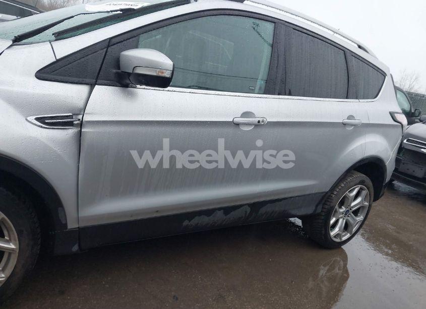 Photo 14 of 2017 Ford Escape TITANIUM (VIN 1FMCU0J98HUD86746)