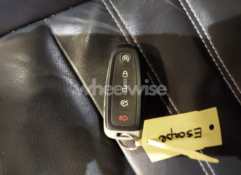 Photo 11 of 2017 Ford Escape TITANIUM (VIN 1FMCU0J98HUE07904)