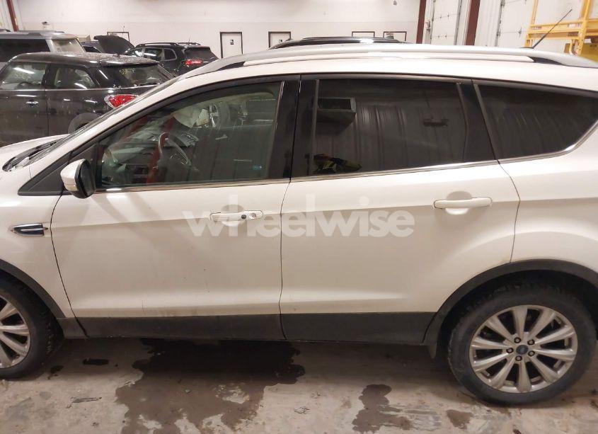 Photo 14 of 2017 Ford Escape TITANIUM (VIN 1FMCU0J98HUE07904)