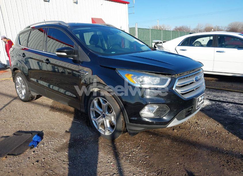 2018 Ford Escape TITANIUM (VIN 1FMCU0J98JUA22574) main photo