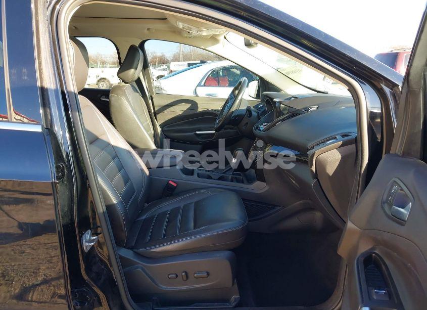 Photo 5 of 2018 Ford Escape TITANIUM (VIN 1FMCU0J98JUA22574)