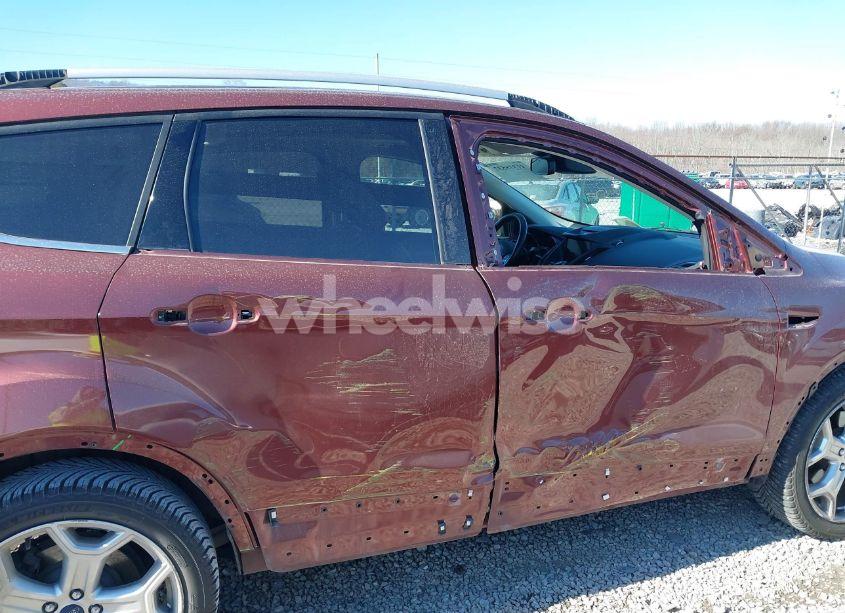 Photo 13 of 2018 Ford Escape TITANIUM (VIN 1FMCU0J98JUA53453)