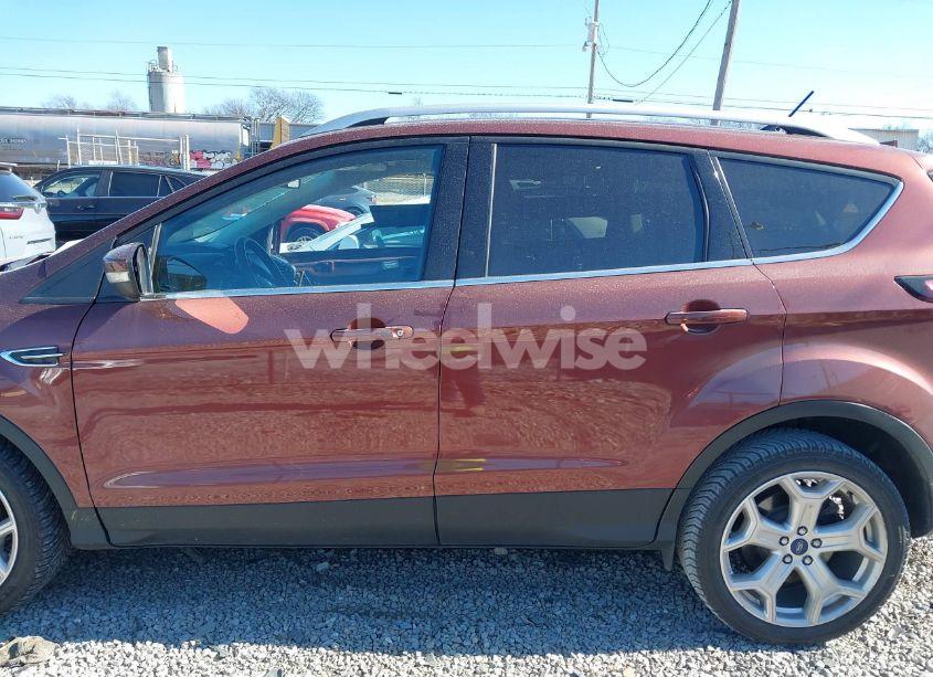 Photo 14 of 2018 Ford Escape TITANIUM (VIN 1FMCU0J98JUA53453)