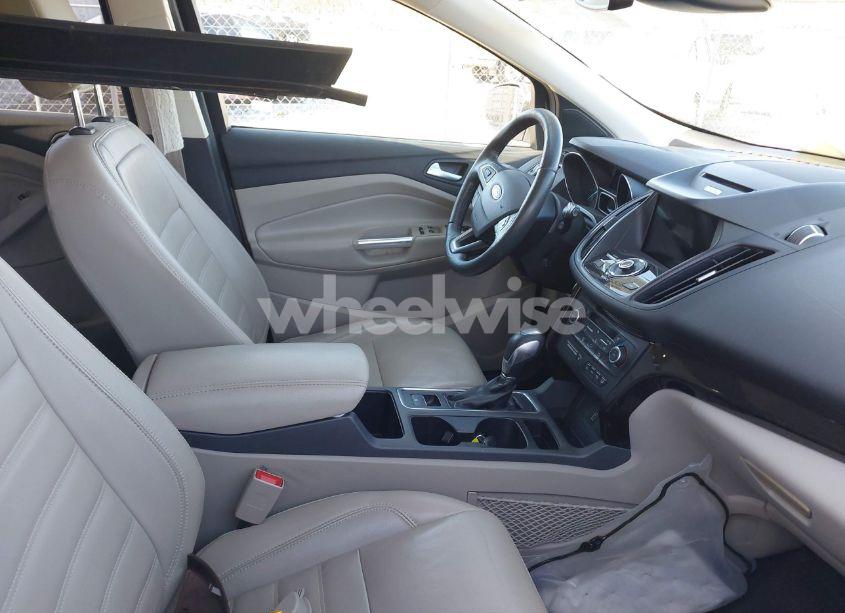 Photo 5 of 2018 Ford Escape TITANIUM (VIN 1FMCU0J98JUA53453)