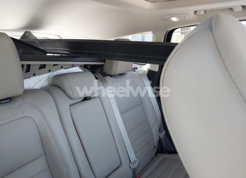 Photo 8 of 2018 Ford Escape TITANIUM (VIN 1FMCU0J98JUA53453)