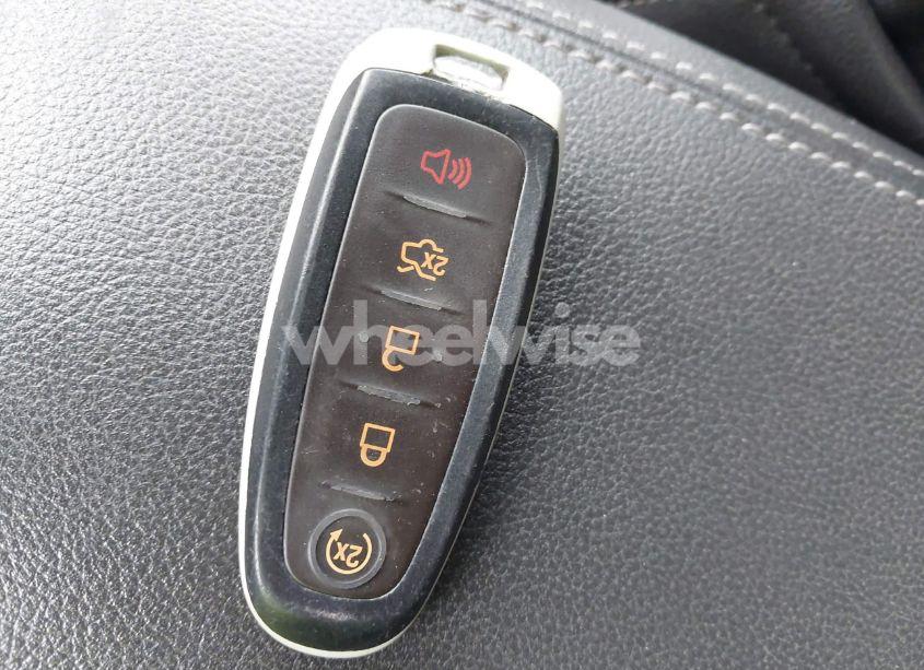 Photo 11 of 2015 Ford Escape TITANIUM (VIN 1FMCU0J99FUC14335)