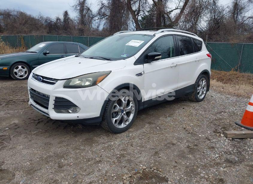 Photo 2 of 2015 Ford Escape TITANIUM (VIN 1FMCU0J99FUC14335)