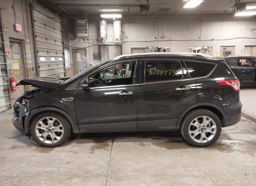 Photo 14 of 2015 Ford Escape TITANIUM (VIN 1FMCU0J99FUC23584)