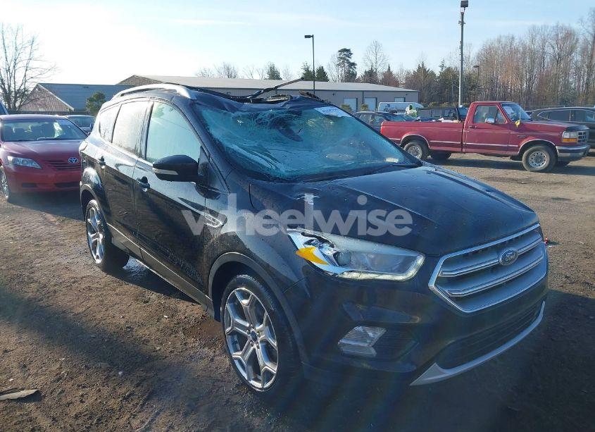 2017 Ford Escape TITANIUM (VIN 1FMCU0J99HUA09827) main photo