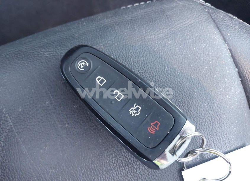 Photo 11 of 2017 Ford Escape TITANIUM (VIN 1FMCU0J99HUA09827)