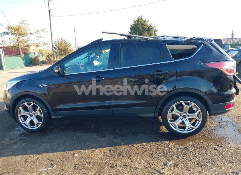 Photo 14 of 2017 Ford Escape TITANIUM (VIN 1FMCU0J99HUA09827)