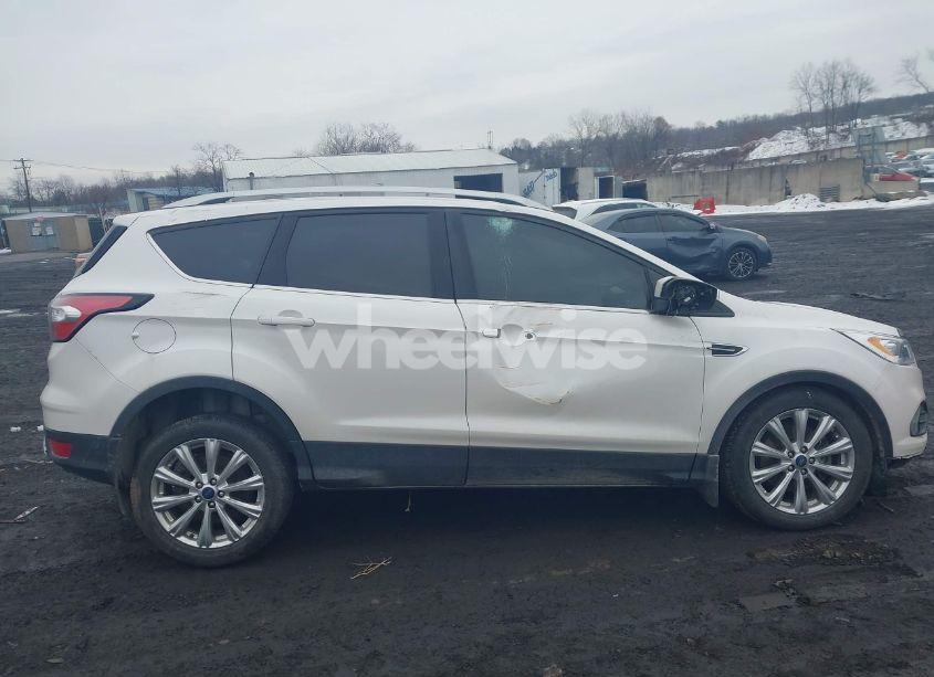 Photo 13 of 2017 Ford Escape TITANIUM (VIN 1FMCU0J99HUA99593)