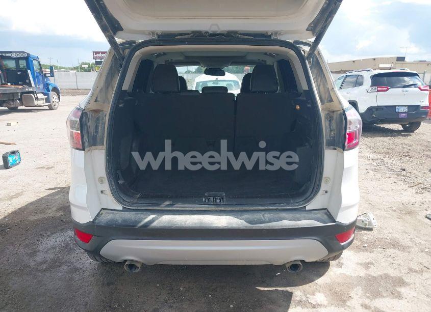 Photo 16 of 2017 Ford Escape TITANIUM (VIN 1FMCU0J99HUB01830)