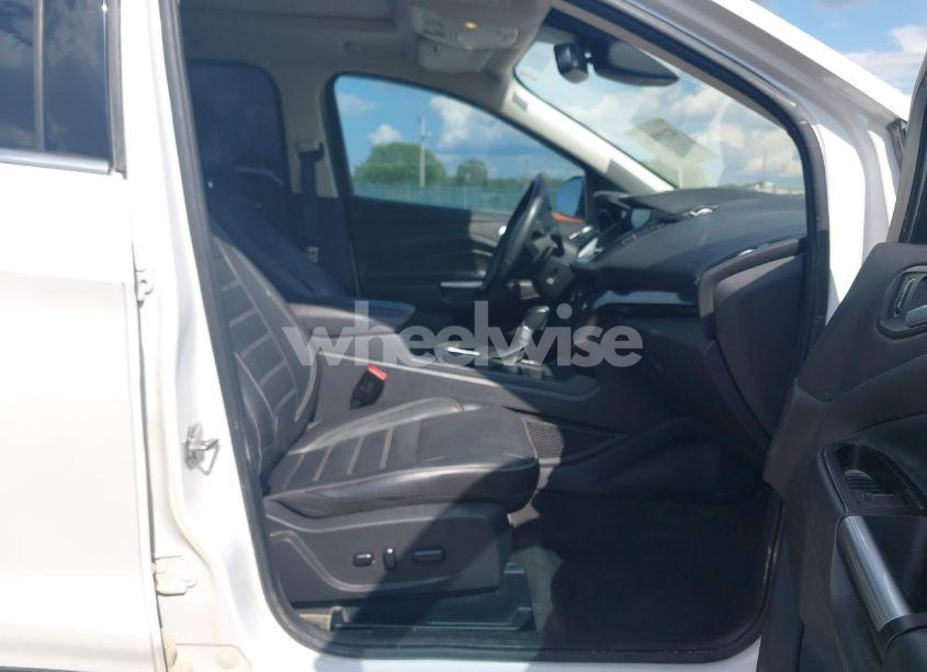 Photo 5 of 2017 Ford Escape TITANIUM (VIN 1FMCU0J99HUB01830)