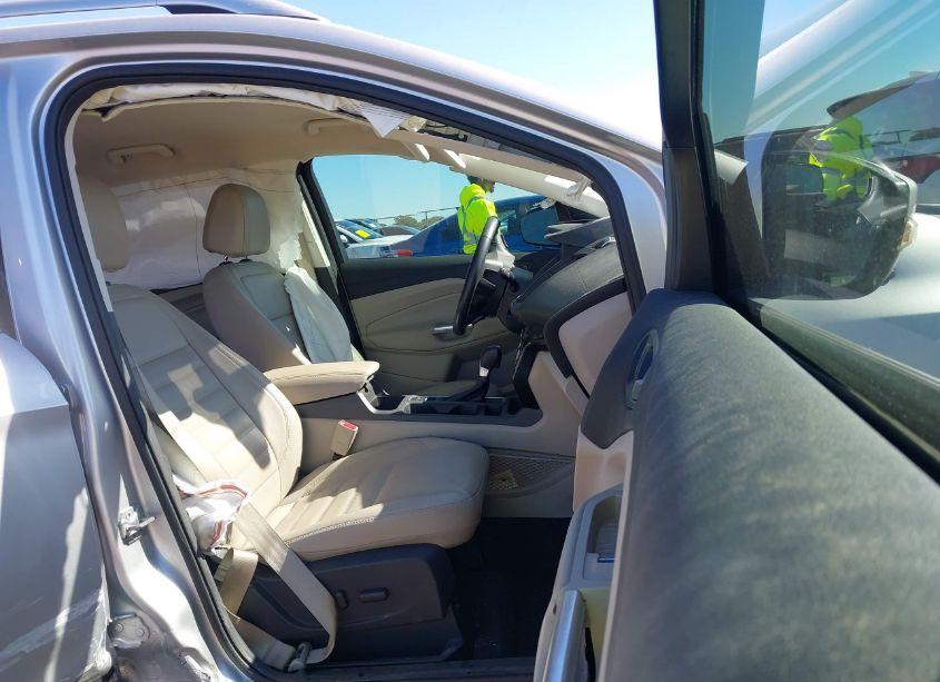 Photo 5 of 2017 Ford Escape TITANIUM (VIN 1FMCU0J99HUE25943)