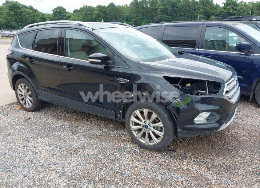 2017 Ford Escape TITANIUM (VIN 1FMCU0J99HUE63544) main photo