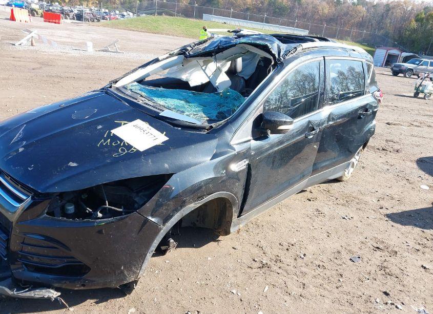 Photo 2 of 2014 Ford Escape TITANIUM (VIN 1FMCU0J9XEUA66341)