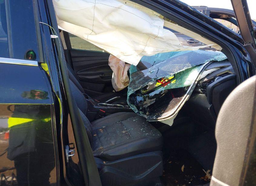 Photo 5 of 2014 Ford Escape TITANIUM (VIN 1FMCU0J9XEUA66341)