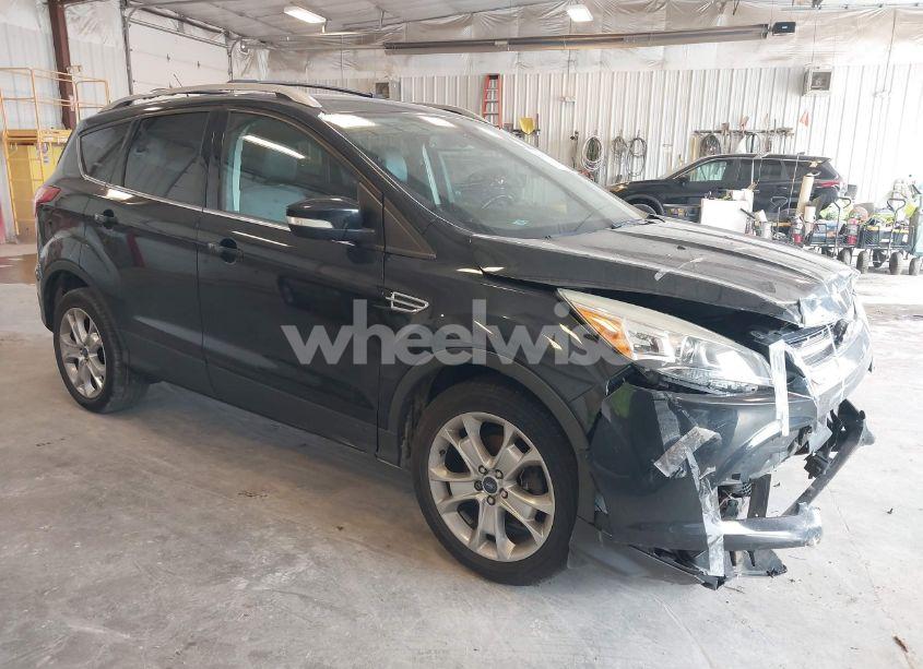 2014 Ford Escape TITANIUM (VIN 1FMCU0J9XEUA90770) main photo