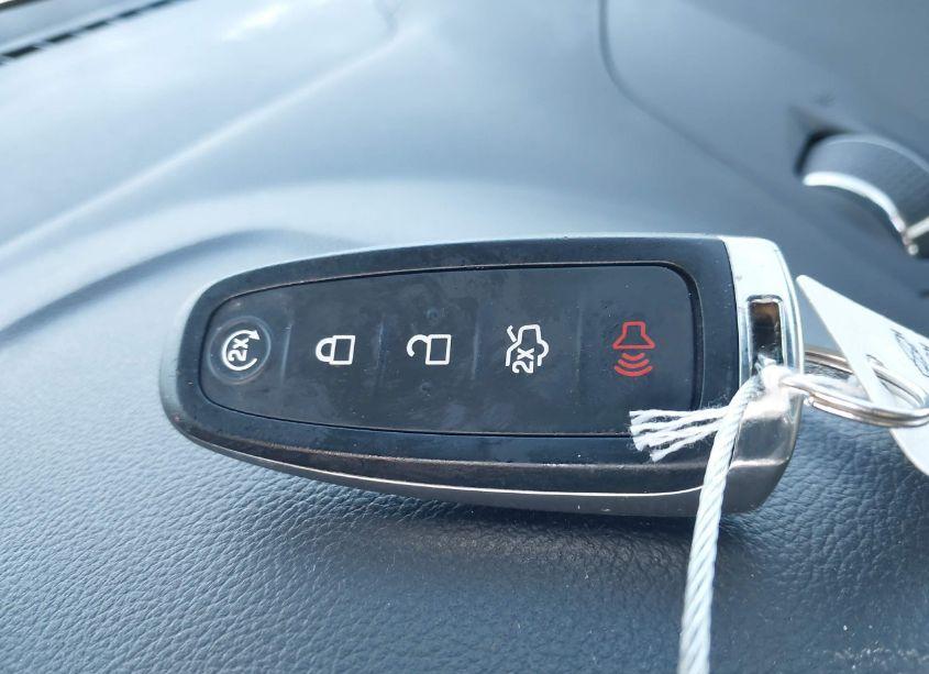 Photo 11 of 2014 Ford Escape TITANIUM (VIN 1FMCU0J9XEUE00089)