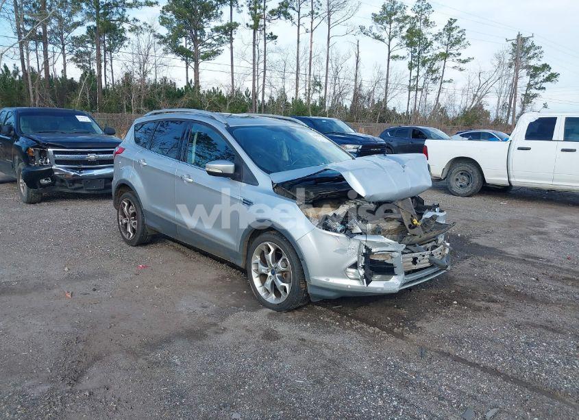 2015 Ford Escape TITANIUM (VIN 1FMCU0J9XFUA57138) main photo