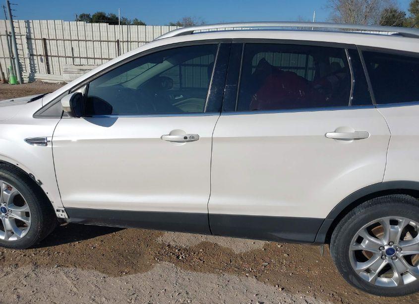 Photo 15 of 2015 Ford Escape TITANIUM (VIN 1FMCU0J9XFUC01223)