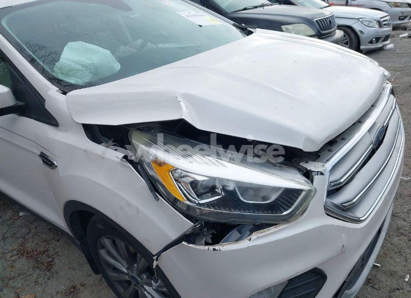 Photo 18 of 2017 Ford Escape TITANIUM (VIN 1FMCU0J9XHUF09642)