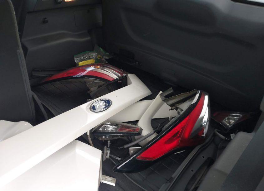 Photo 12 of 2018 Ford Escape TITANIUM (VIN 1FMCU0J9XJUD54354)