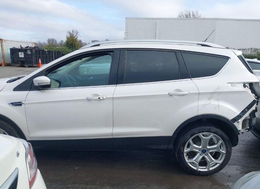 Photo 15 of 2018 Ford Escape TITANIUM (VIN 1FMCU0J9XJUD54354)