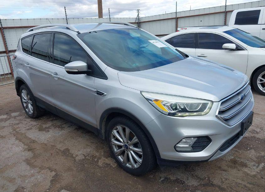 2017 Ford Escape TITANIUM (VIN 1FMCU0JD0HUA31445) main photo
