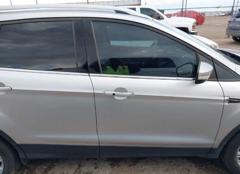 Photo 13 of 2017 Ford Escape TITANIUM (VIN 1FMCU0JD0HUA31445)